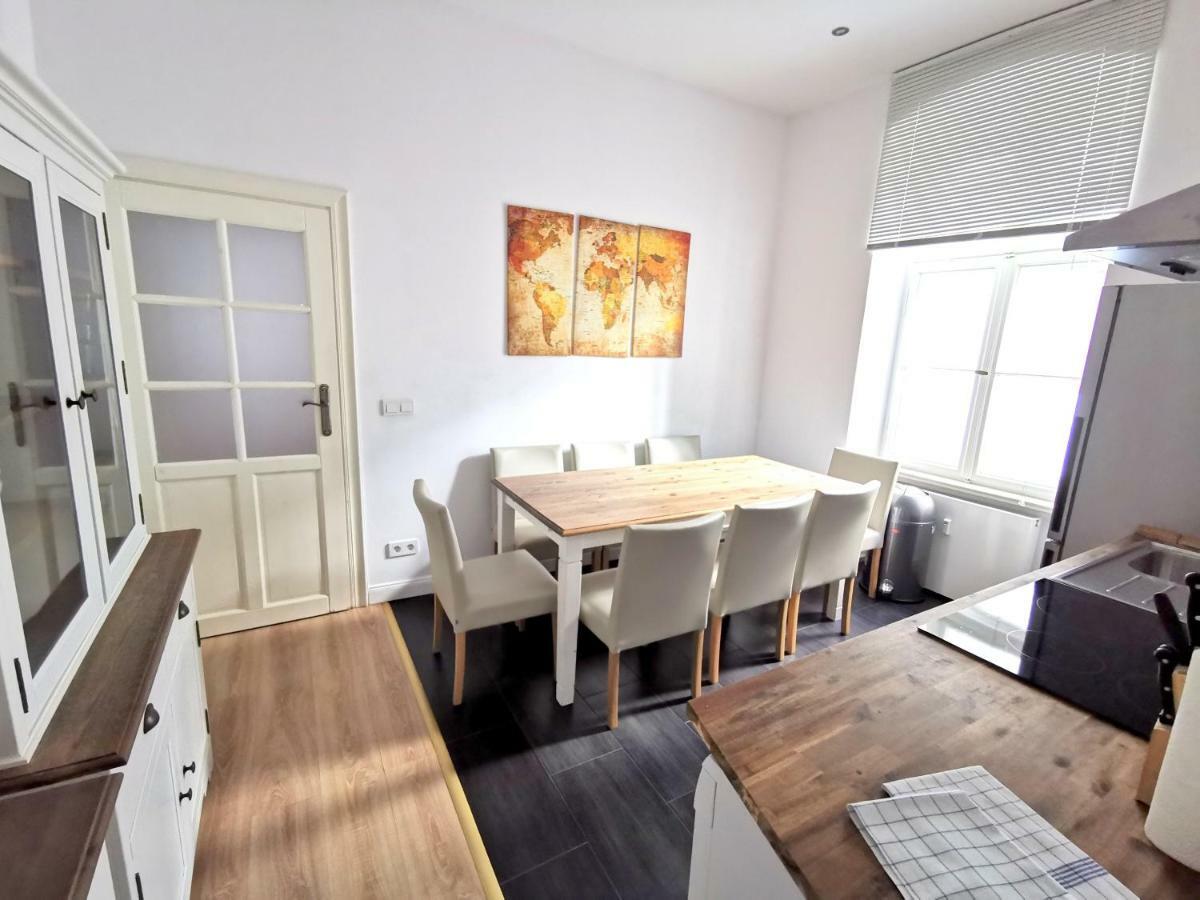 Appartamento Fritz By Rockchair L Superhost Status L 3 Bedrooms Boxspringbeds 2 Bathrooms 2 Kitchen - Cozy Family & Business Flair Welcomes You! Berlino